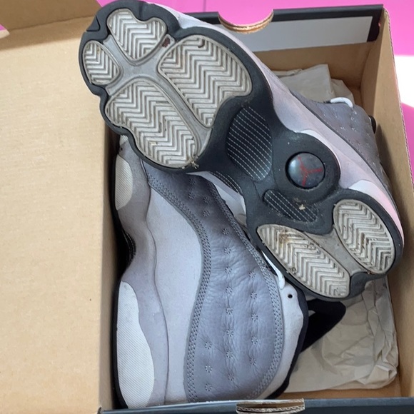 USED- Air Jordan 13 retro - Picture 4 of 5